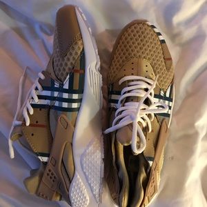 Custom Burberry’s x Nike huaraches